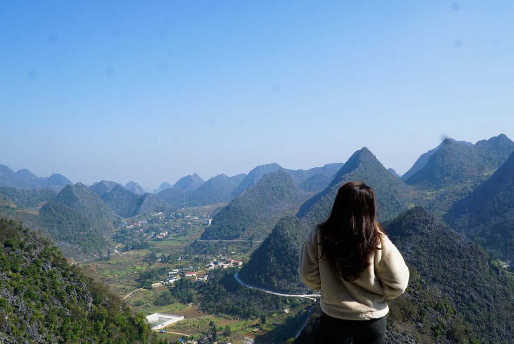 clear blue sky, best time to visit Ha Giang