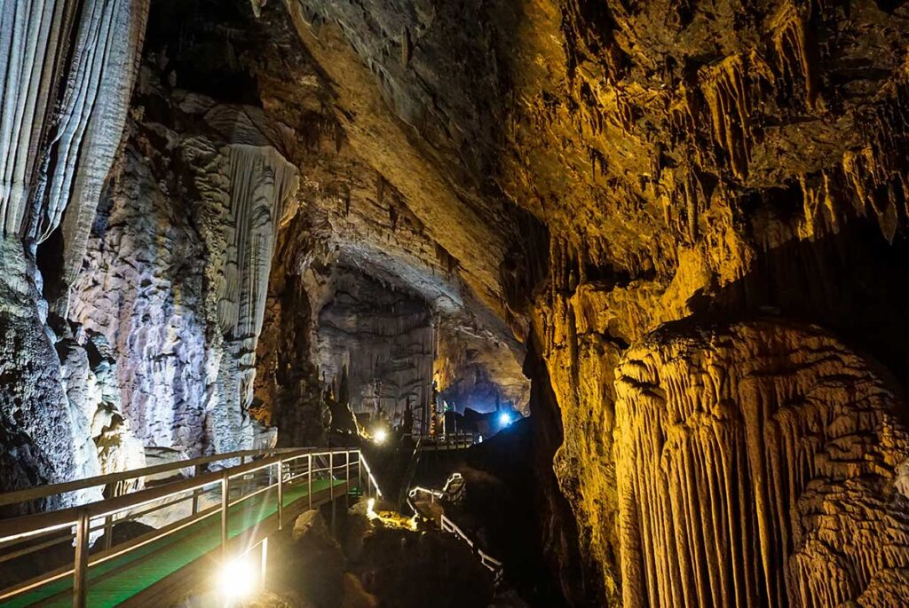 a walking path through Lung Khuy Cave in Ha Giang (Quan Ba Disitrict)